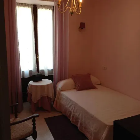 Bed & Breakfast Etxaluze