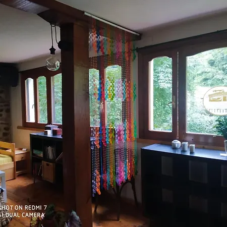 Etxaluze Bed & Breakfast