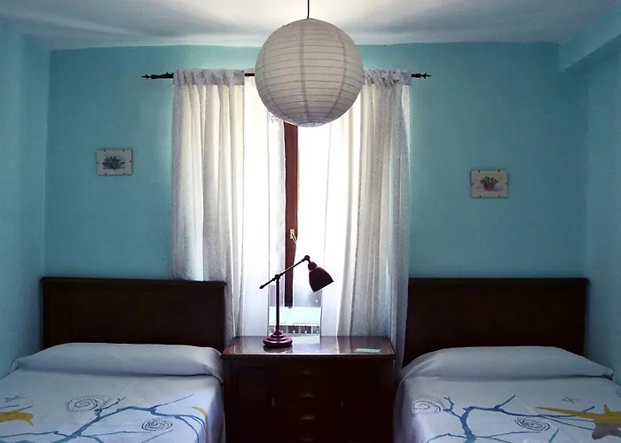 Bed & Breakfast Etxaluze *